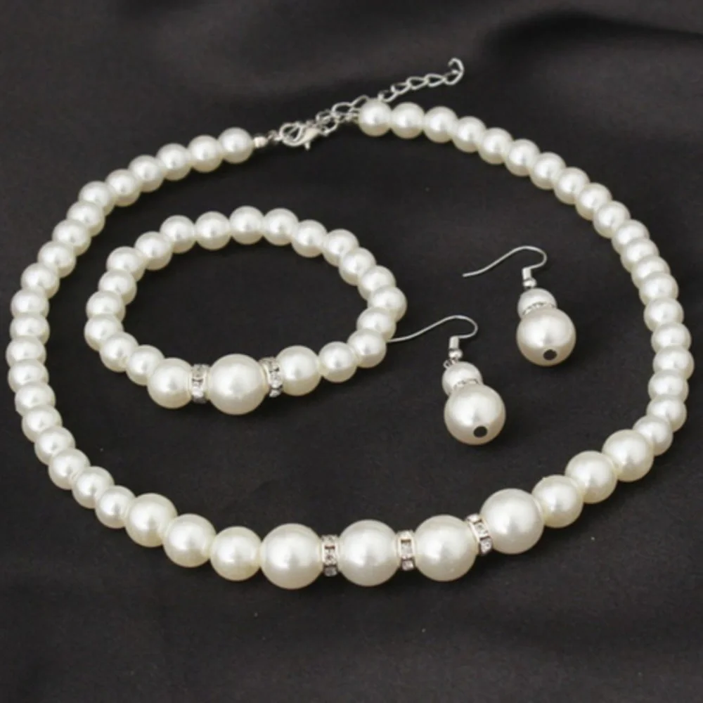 Set of 3 Necklace,earrings,bracelet jewelry wedding fashion